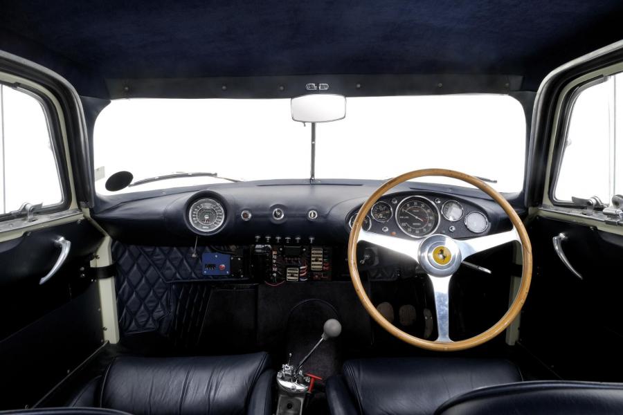  Ferrari 410 Berlinetta Speciale 1955 года  (фото 41 из 47)